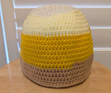 Load image into Gallery viewer, Teen/Adult Small Crochet Hat