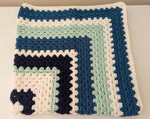 Load image into Gallery viewer, Crochet Blanket (36" square)