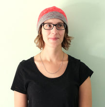 Load image into Gallery viewer, Teen/Adult Small Crochet Hat