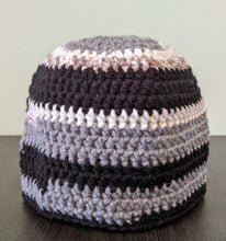 Load image into Gallery viewer, Child Crochet Hat (1-3 Years)