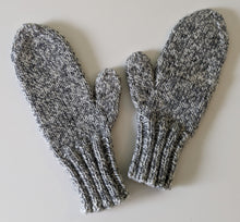 Load image into Gallery viewer, Adult Small Knit Mitten